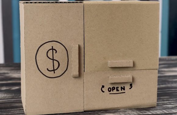 Kartondan oyuncak para kasası yapımı