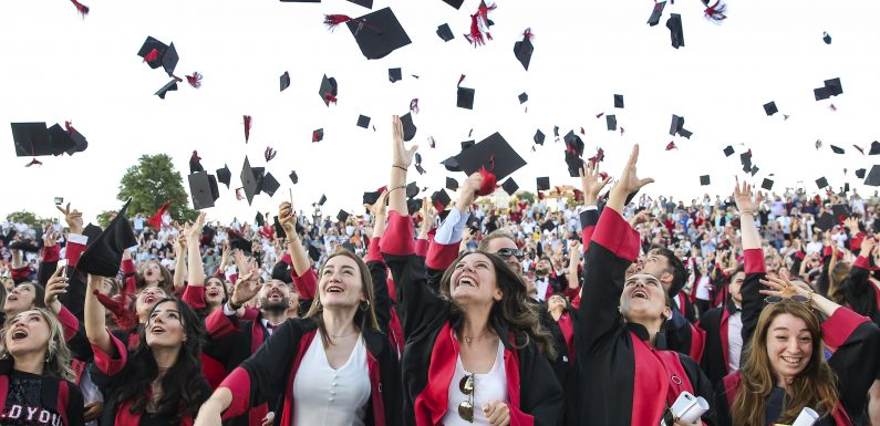 6 bin 500 öğrenci yeni hayatlarına adım attı