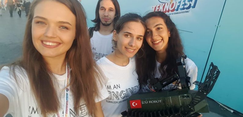 Denizi temizleyen robot projesi ile ABD’de finale kaldılar