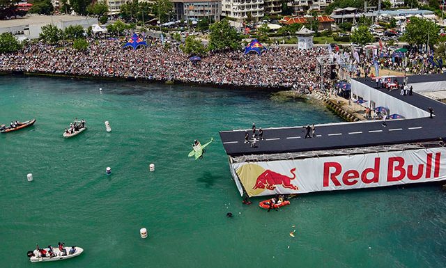 Red Bull Uçuş Günü’nde birinciyi ünlüler belirleyecek