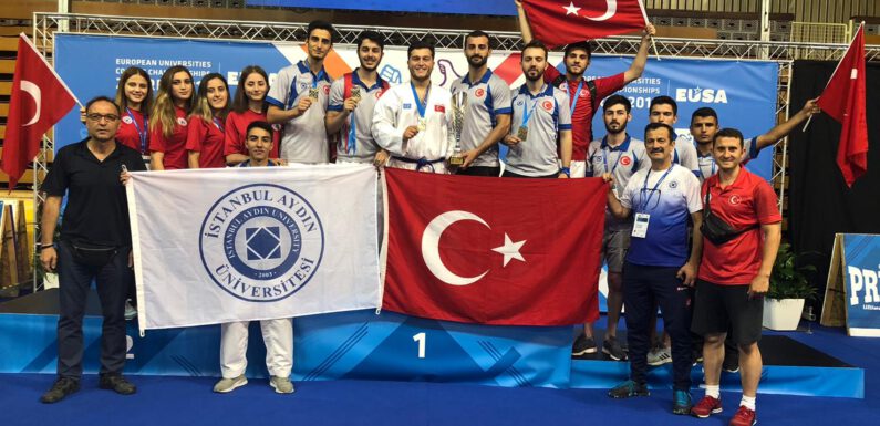 İAÜ Karate Takımı Avrupa 3’üncüsü oldu