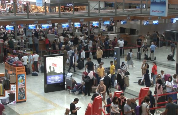 Sabiha Gökçen’de bayram yoğunluğu sürüyor