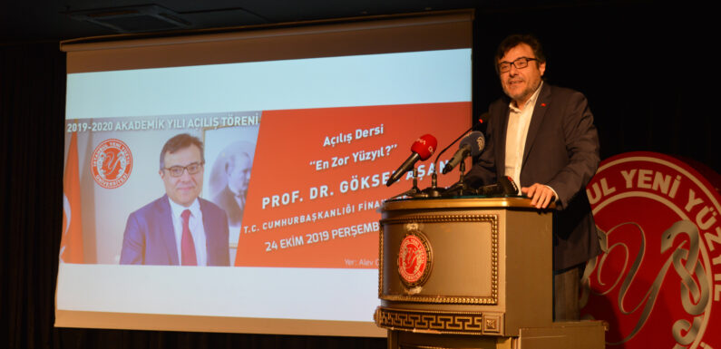 İstanbul Yeni Yüzyıl Üniversitesi’nin akademik yıl açılışını Prof. Dr. Göksel Aşan yaptı