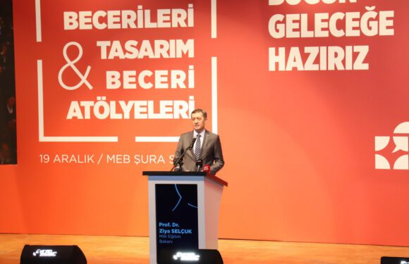 21. YÜZYIL BECERİLERİ VE TASARIM BECERİ ATÖLYELERİ İLE EĞİTİMDE ÇAĞA IŞIK TUTUYORUZ