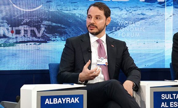 Bakan Albayrak: Ertelenen yatırımlar 2020’de hayata geçecek