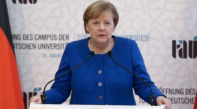 Merkel: Türk-Alman Üniversitesi ortaklığımızı simgelemektedir