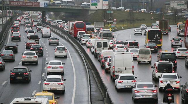 Trafiğe kayıtlı araç sayısı 23 milyonu aştı