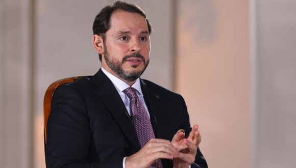 Bakan Albayrak: Sokağa çıkma yasağı gündemimizde yok