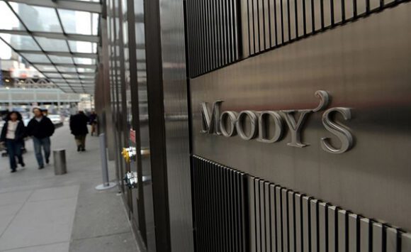 Moody’s küresel büyüme tahminini düşürdü