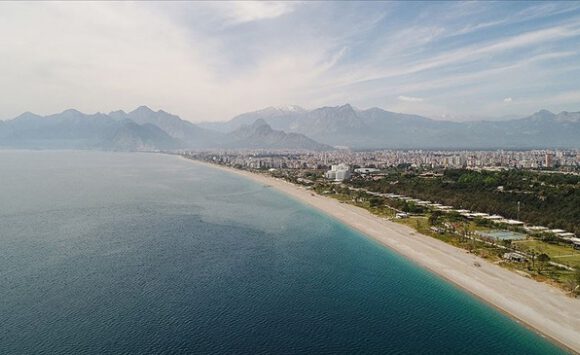 Turizmciler seyahat kısıtlamasının kaldırılmasından memnun