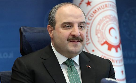 Bakan Varank: Yerli tohumdan 2 milyon fide yetiştirilerek 20 bin vatandaşa dağıtıldı