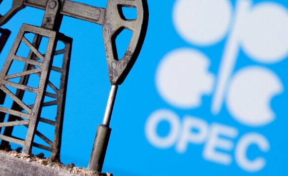 OPEC+ ülkeleri petrol üretim kesintisini 1 ay uzatacak