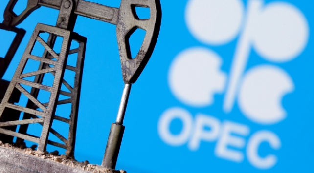 OPEC+ ülkeleri petrol üretim kesintisini 1 ay uzatacak