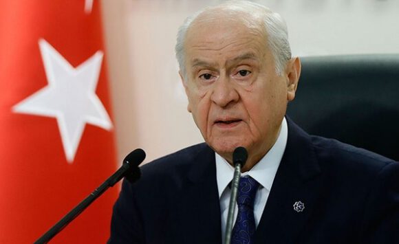 Devlet Bahçeli: Kötümserliğin salgınına karşı da uyanık olmak zorundayız