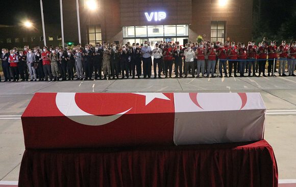 Şehit Türk Kızılay personelinin cenazesi memleketine uğurlandı