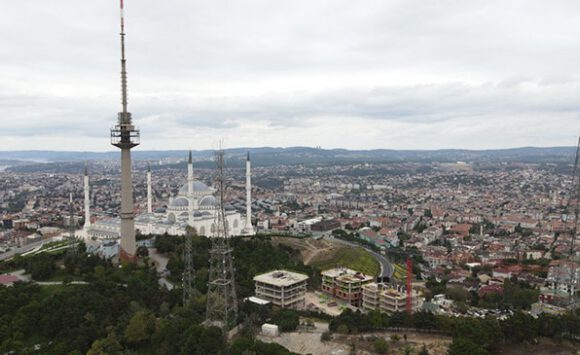 Çamlıca Tepesi’ndeki antenlerin büyük bölümü kaldırıldı