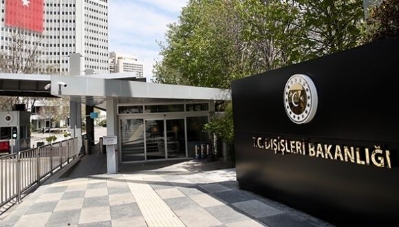 Dışişleri: Yunanistan’ın suni sebepler yaratmaktan vazgeçmesini bekliyoruz