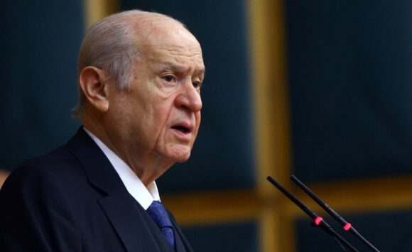 Bahçeli: Değerli ülküdaşıma mafya bozuntusu demek müfteriliktir