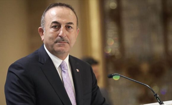 Bakan Çavuşoğlu, İngiliz ve İspanyol mevkidaşı ile görüştü