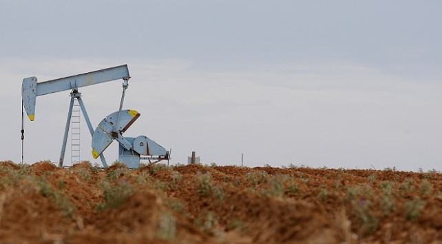 Cezayir’de petrol gelirlerinde yüzde 41 oranında düşüş