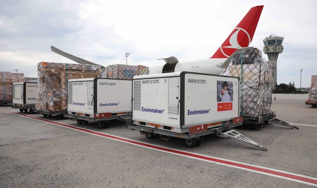 Turkish Cargo, COVID-19 aşılarını tüm dünyaya taşıyor