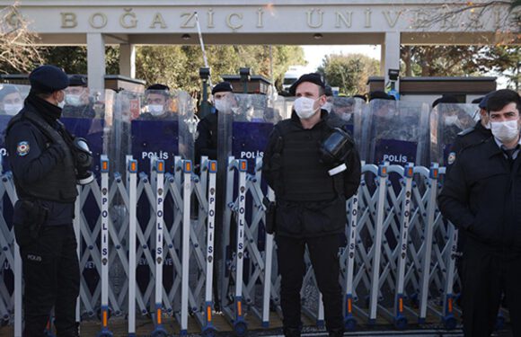 Boğaziçi’nde rektör protestosu: 21 kişi adliyeye sevk edildi