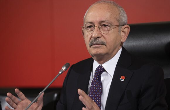 CHP lideri Kılıçdaroğlu üç milletvekili ile görüştü