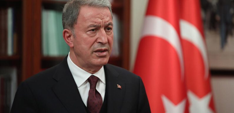 Bakan Akar: Kurallar çerçevesinde gerekli karşılık verildi