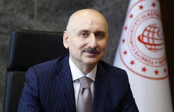 Bakan Karaismailoğlu: 5G sistemine yerli ve milli imkanlarla geçeceğiz