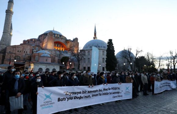 Boğaziçi’ndeki provokasyona TÜGVA’dan tepki