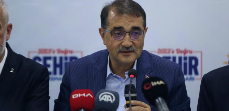 Bakan Dönmez: Karadeniz Gaz Sahası’nda denizin altına kablo döşeyecek gemi İstanbul’da