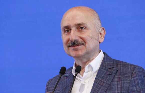 Bakan Karaismailoğlu: Mayıs 2023 öncesi Kazlıçeşme-Sirkeci Raylı Sistem projemizi hizmete alacağız