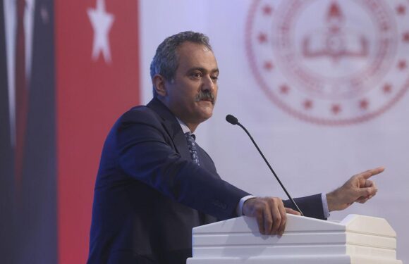 Bakan Özer: Türkiye’de bütçe gönderilmemiş tek bir okul kalmadı