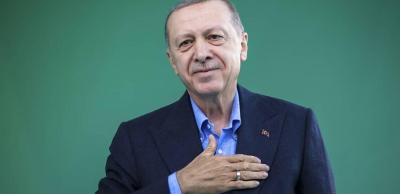 Cumhurbaşkanı Erdoğan: 6’lı masa sadece bir sonraki toplantı nerede onu konuşuyor