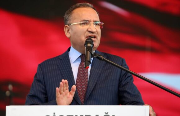 Bakan Bozdağ: Kılıçdaroğlu iki gün sustu, terör örgütü açıklama yapınca kükredi