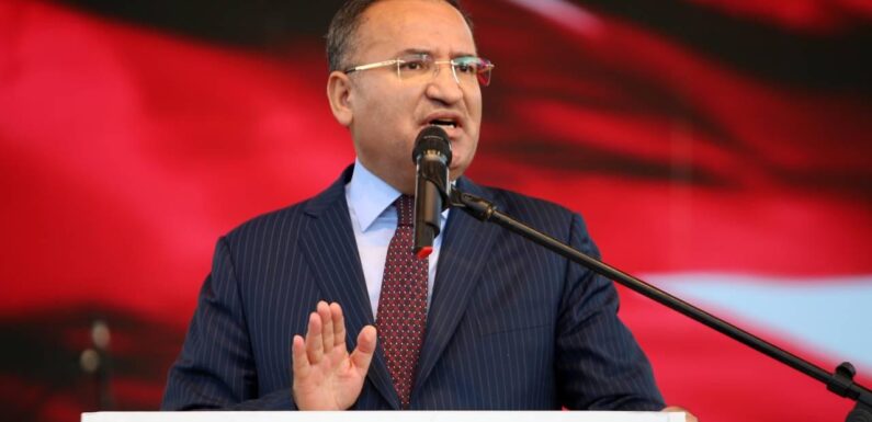 Bakan Bozdağ: Kılıçdaroğlu iki gün sustu, terör örgütü açıklama yapınca kükredi