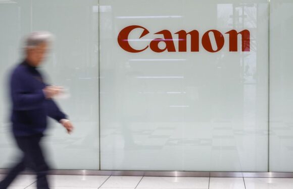 Canon, çip imal eden cihaz imalatına 50 milyar yen yatıracak