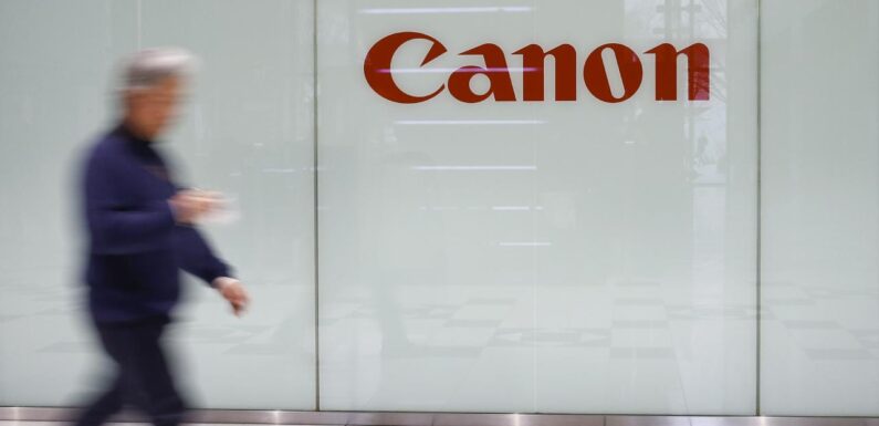 Canon, çip imal eden cihaz imalatına 50 milyar yen yatıracak