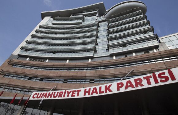 CHP başörtüsü teklifini Meclis’e sundu: Tepkiler gecikmedi