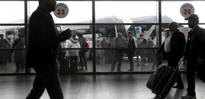 Yarıyıl tatili otobüs bileti satışlarını artırdı TRT Haber Ekonomi Haberleri AA