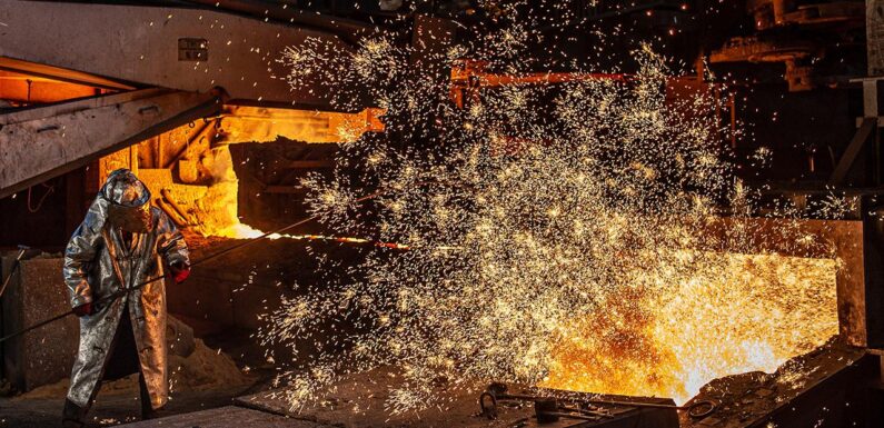 Yassı çelik ürünlerinde gümrük vergisi artışı ertelendi TRT Haber Ekonomi Haberleri AA