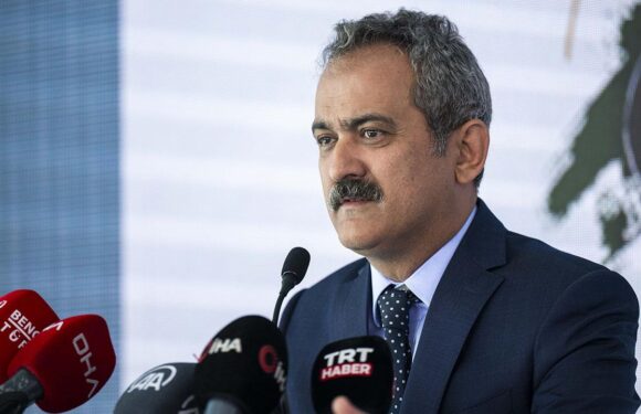 Bakan Özer: Yıl sonu mesleki çalışmalar ÖBA üzerinden yapılacak TRT Haber Eğitim Haberleri