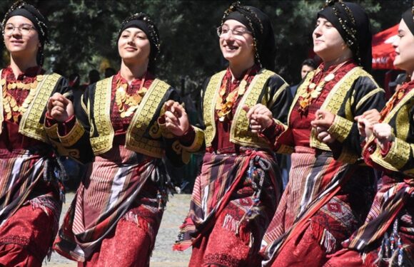 Halk oyunları okullarda seçmeli ders olarak okutulacak TRT Haber Eğitim Haberleri