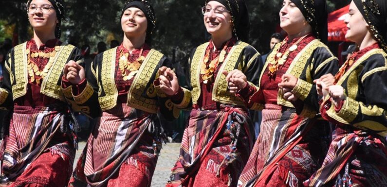 Halk oyunları okullarda seçmeli ders olarak okutulacak TRT Haber Eğitim Haberleri