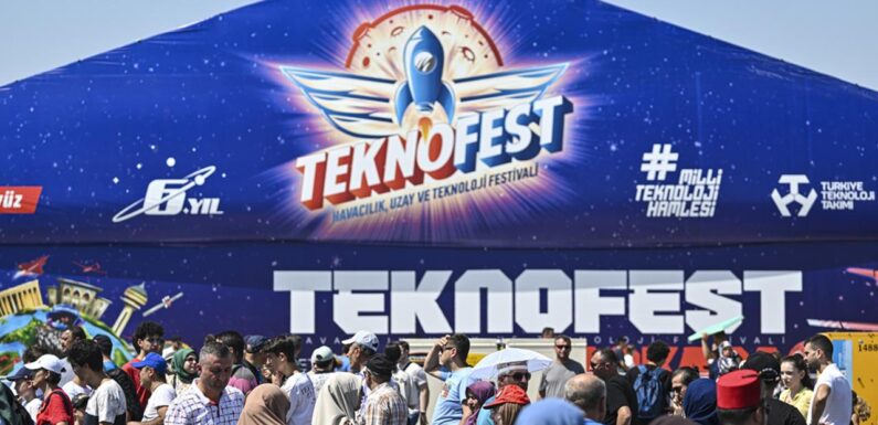 İzmirliler TEKNOFEST’e kavuştu TRT Haber Bilim Teknoloji Haberleri AA