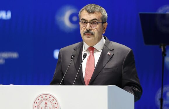 Bakan Tekin: Kendi modelimizi üretmenin vaktidir TRT Haber Eğitim Haberleri