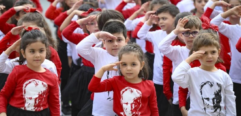 Okullara 100. yıl tatili TRT Haber Eğitim Haberleri