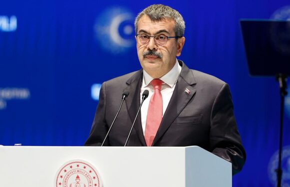 Bakan Tekin: Ara tatillerle ilgili bir düzenleme yapabiliriz TRT Haber Eğitim Haberleri