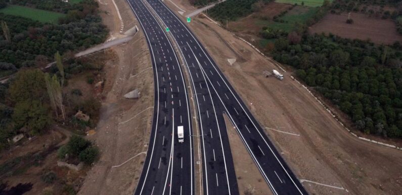 AydınDenizli Otoyolu’nda ilk etap hizmete alındı TRT Haber Ekonomi Haberleri AA