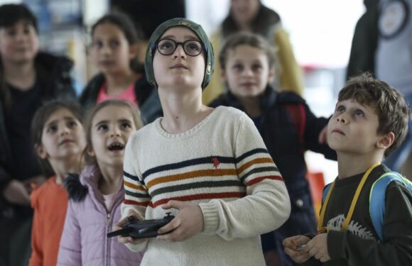 Üstün zekalı çocuklar TEKNOFEST’e hazırlanıyor TRT Haber Bilim Teknoloji Haberleri AA